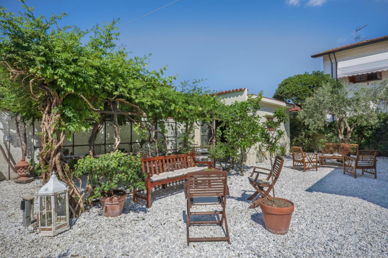 I Levrieri Hotel Torre del Lago Puccini Exterior photo